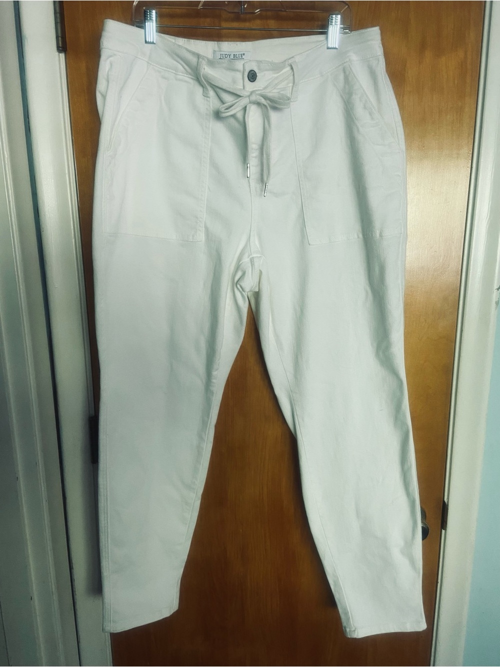 🇺🇸Judy Blues White Drawstring/Zippered Jeans SIZE 16W🇺🇸